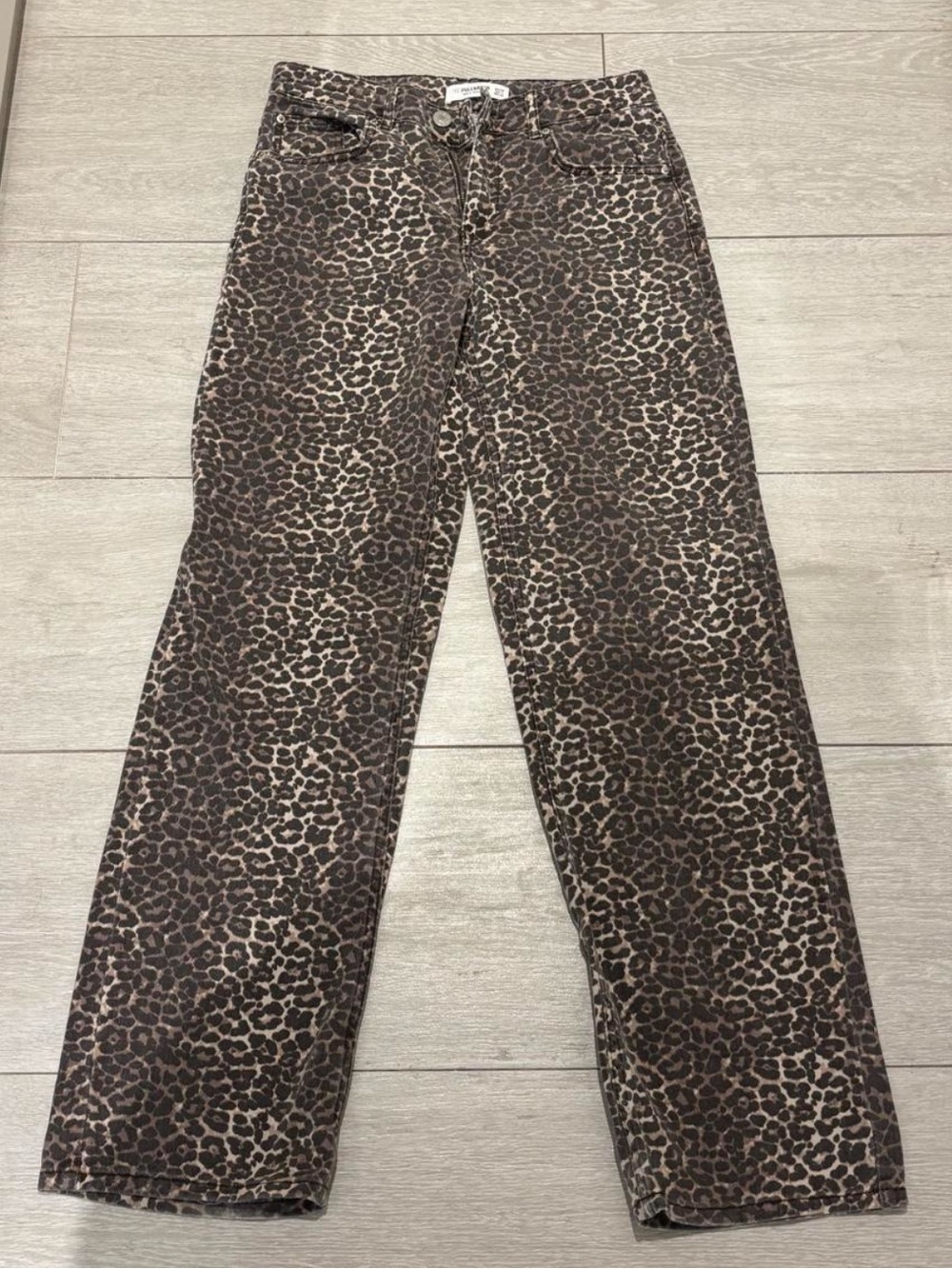 PULL AND BEAR JEANS